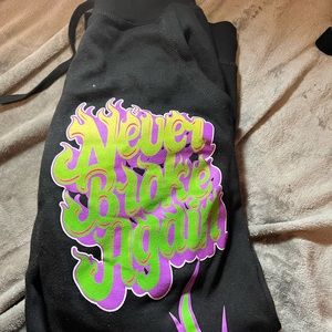 Never broke again sweat pants